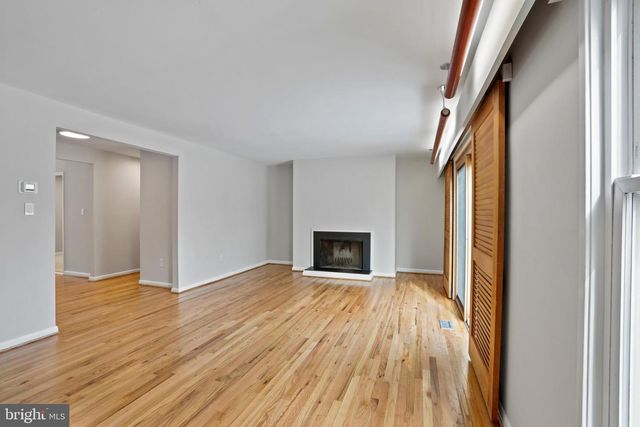 1644 WAINWRIGHT DR, Reston, VA 20190