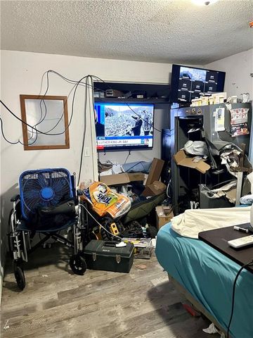 13538 E Mission Road, Nevada, MO 64772