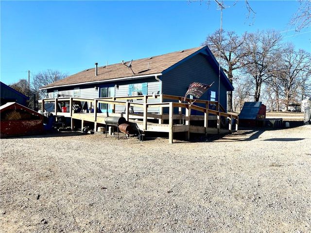 13538 E Mission Road, Nevada, MO 64772