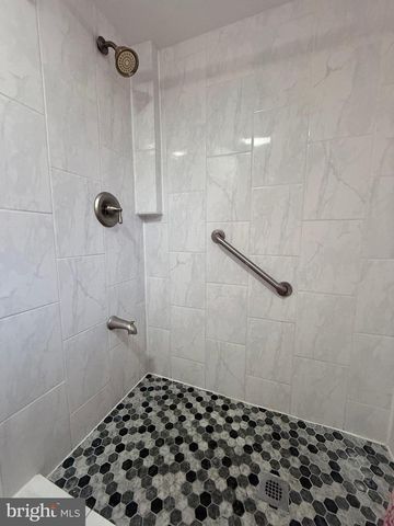 11807 ROCKING HORSE RD, Rockville, MD 20852