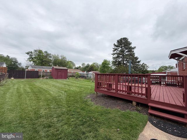 11807 ROCKING HORSE RD, Rockville, MD 20852