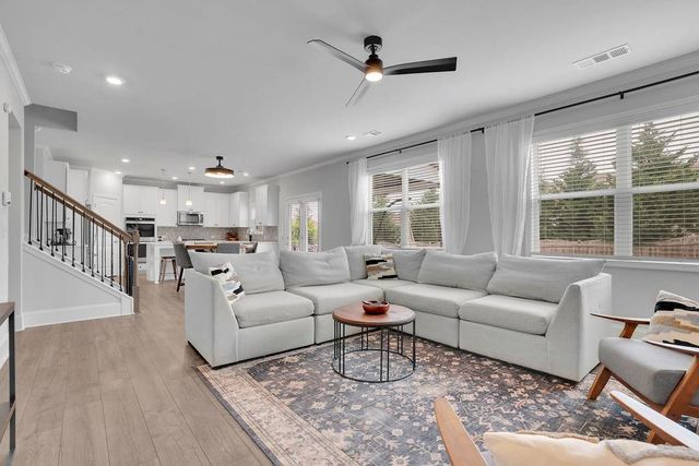 400 Wellgreen Drive, Holly Springs, GA 30115