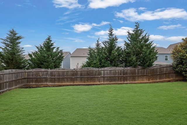 400 Wellgreen Drive, Holly Springs, GA 30115