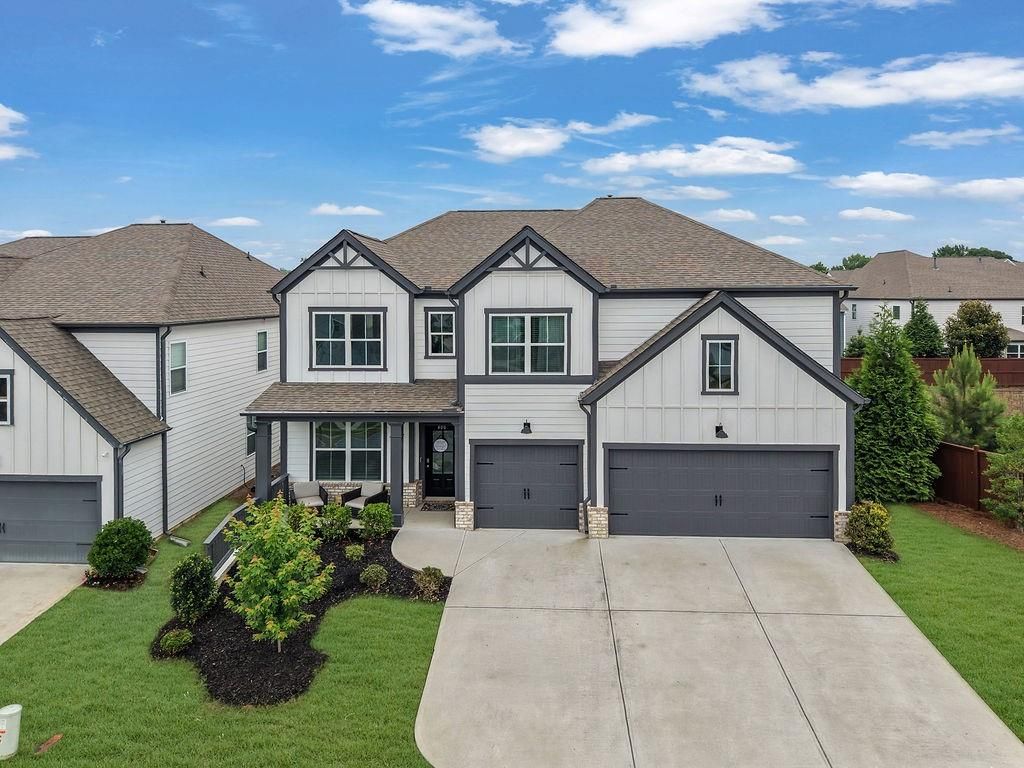 400 Wellgreen Drive, Holly Springs, GA 30115