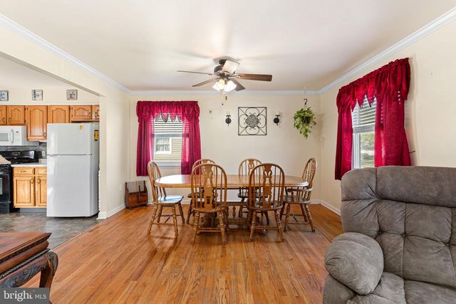 744 W 3RD AVE, Runnemede, NJ 08078