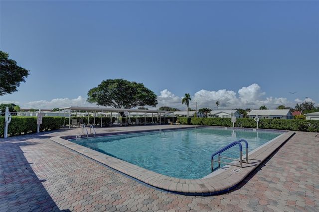 8309 NW 59th St, Tamarac, FL 33321