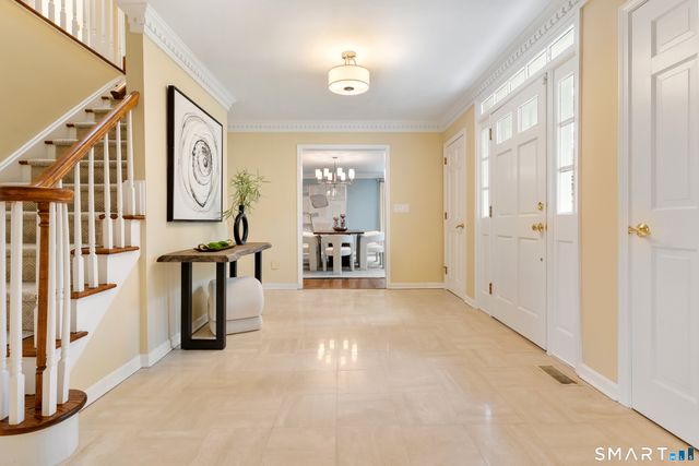 21 Laurel Lake East, Weston, CT 06883