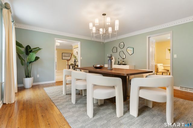 21 Laurel Lake East, Weston, CT 06883