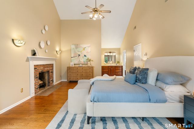 21 Laurel Lake East, Weston, CT 06883