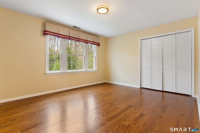 21 Laurel Lake East, Weston, CT 06883