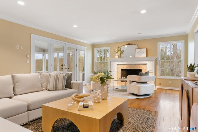 21 Laurel Lake East, Weston, CT 06883