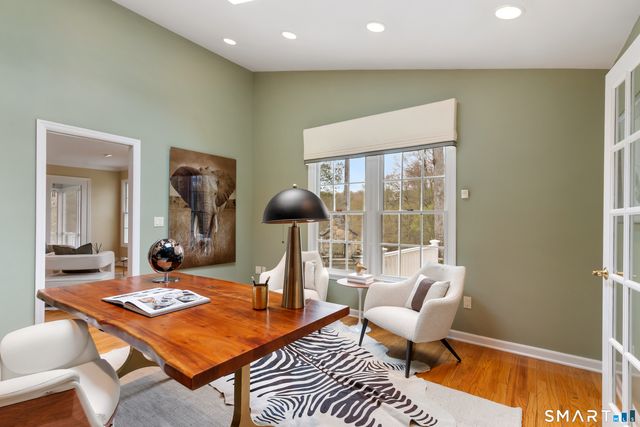 21 Laurel Lake East, Weston, CT 06883