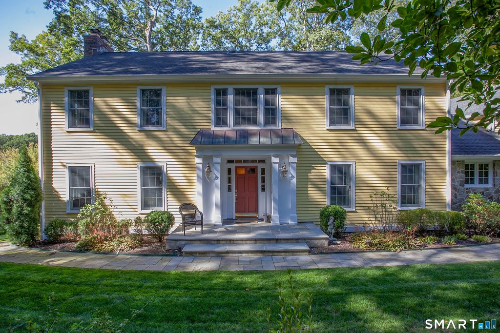 21 Laurel Lake East, Weston, CT 06883