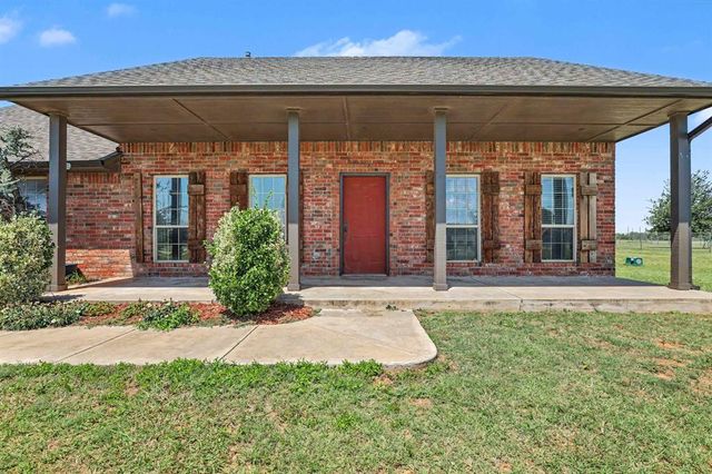 403 Scissor Tail Lane, Tuttle, OK 73089