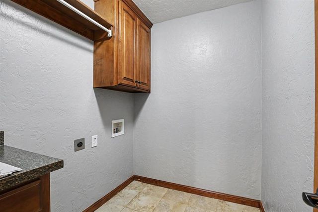 403 Scissor Tail Lane, Tuttle, OK 73089
