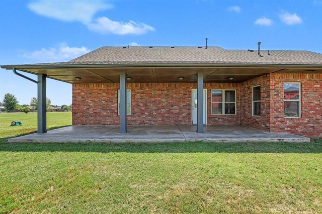 403 Scissor Tail Lane, Tuttle, OK 73089