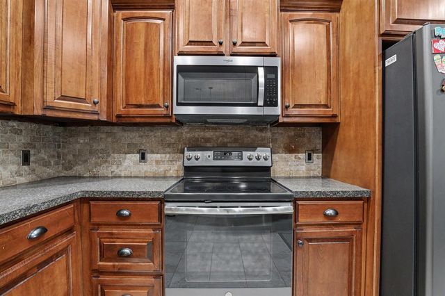 403 Scissor Tail Lane, Tuttle, OK 73089