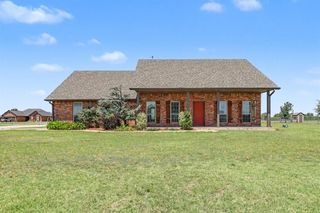 403 Scissor Tail Lane, Tuttle, OK 73089