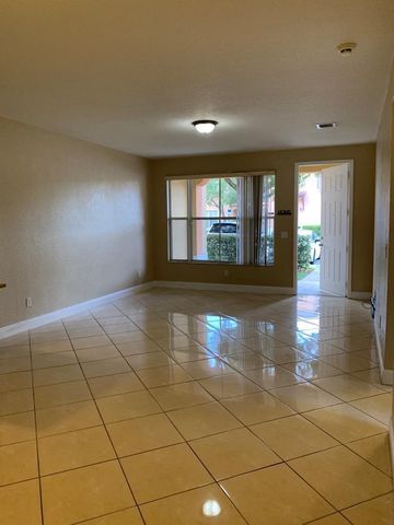 3549 Forest Hill Boulevard 25, Palm Springs, FL 33406