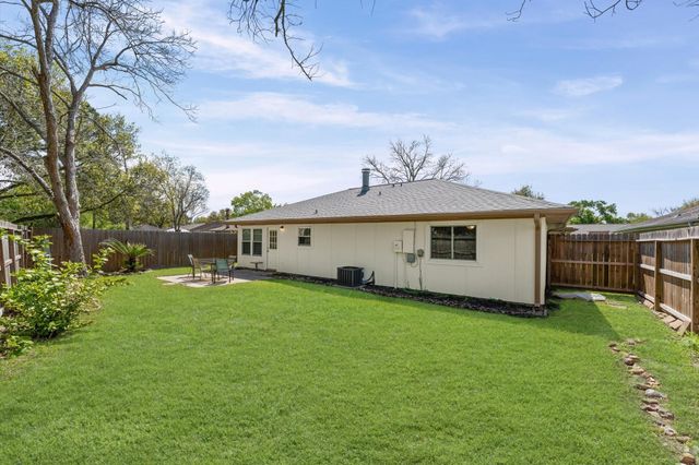 2816 Forest Point Drive, League City, TX 77573