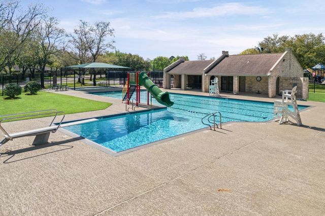 2816 Forest Point Drive, League City, TX 77573