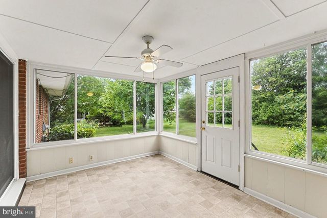 125 HILLCREST DR, Fredericksburg, VA 22401