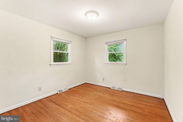 125 HILLCREST DR, Fredericksburg, VA 22401