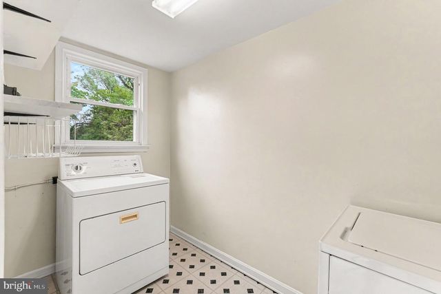 125 HILLCREST DR, Fredericksburg, VA 22401