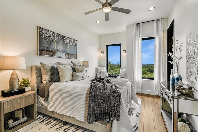 297 Blue Sky LN, Wimberley, TX 78676
