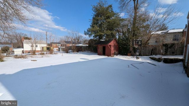 6618 NEWPORT RD, Hyattsville, MD 20784