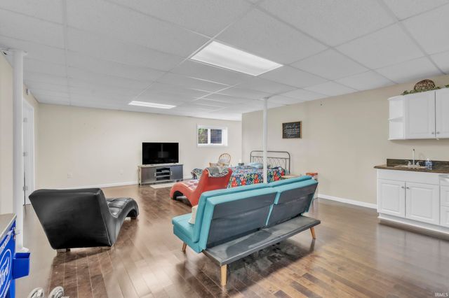 10922 E 1000 N, Kendallville, IN 46755