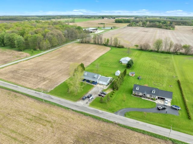 10922 E 1000 N, Kendallville, IN 46755