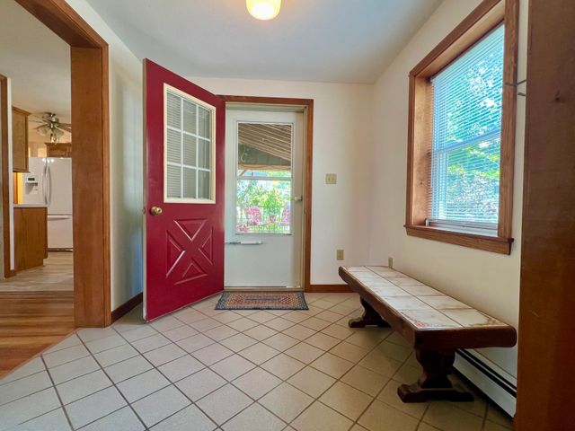 29 Spaulding Street, Milford, NH 03055