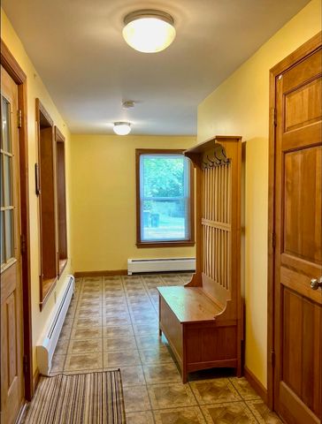 29 Spaulding Street, Milford, NH 03055
