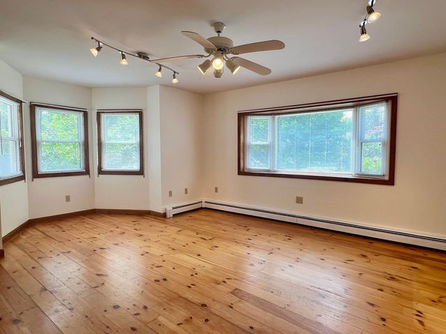 29 Spaulding Street, Milford, NH 03055