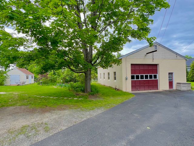 29 Spaulding Street, Milford, NH 03055