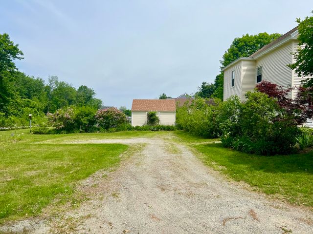 29 Spaulding Street, Milford, NH 03055