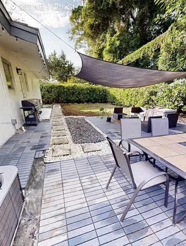 281 NE 112th St, Miami, FL 33161