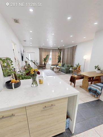 281 NE 112th St, Miami, FL 33161