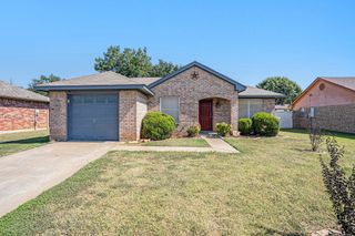 602 Mcanear Street, Cleburne, TX 76033