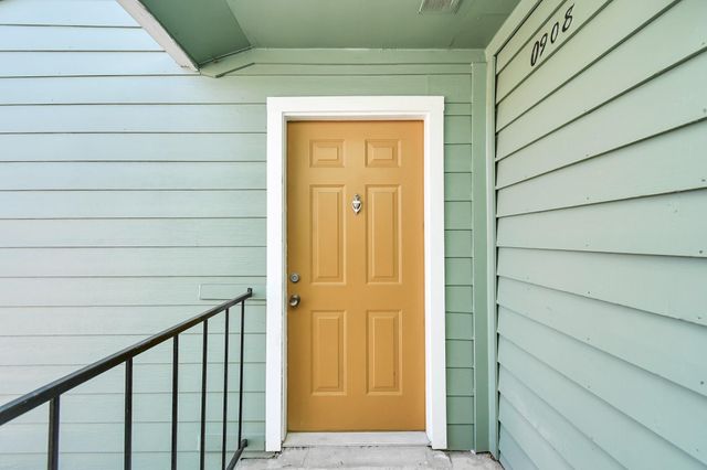 7700 W Airport Boulevard 0614, Houston, TX 77071