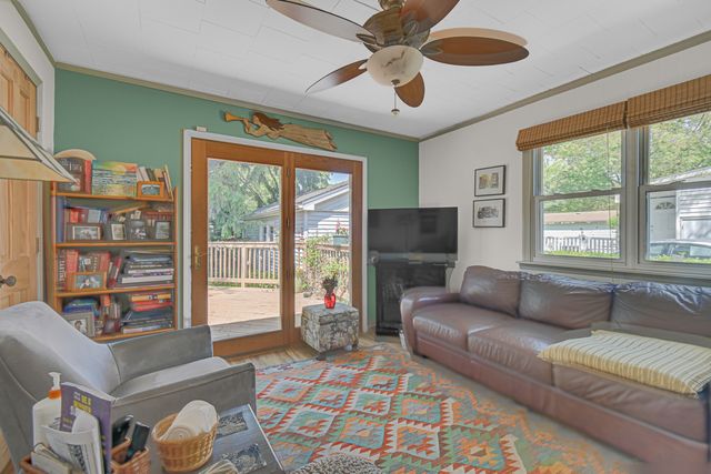 1322 Olive Road, Homewood, IL 60430