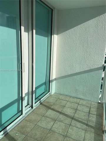 31 SE 5th Street 2103, Miami, FL 33131