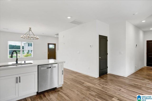 1028 ARCHERS TRAIL EAST E, Springville, AL 35146