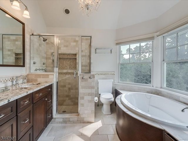 736 Fairacres Ave, Westfield Town, NJ 07090