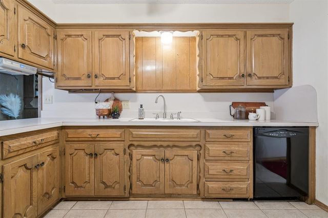 10108 S Ranchwood Manor Drive, Oklahoma City, OK 73139