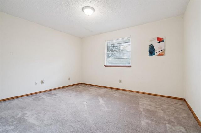 10108 S Ranchwood Manor Drive, Oklahoma City, OK 73139