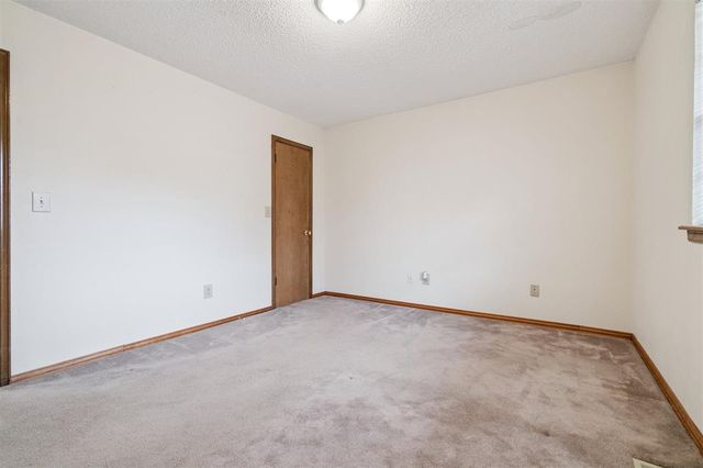 10108 S Ranchwood Manor Drive, Oklahoma City, OK 73139