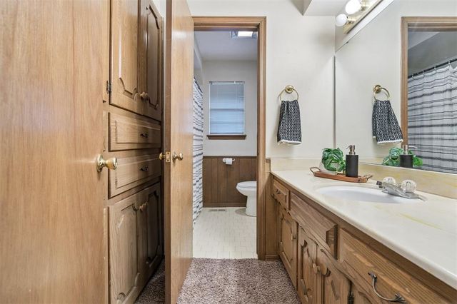 10108 S Ranchwood Manor Drive, Oklahoma City, OK 73139