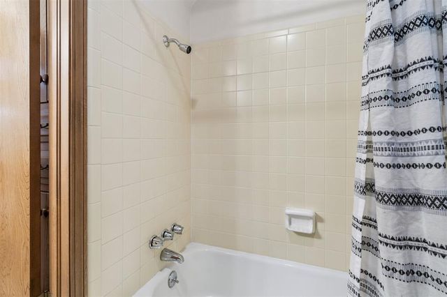 10108 S Ranchwood Manor Drive, Oklahoma City, OK 73139